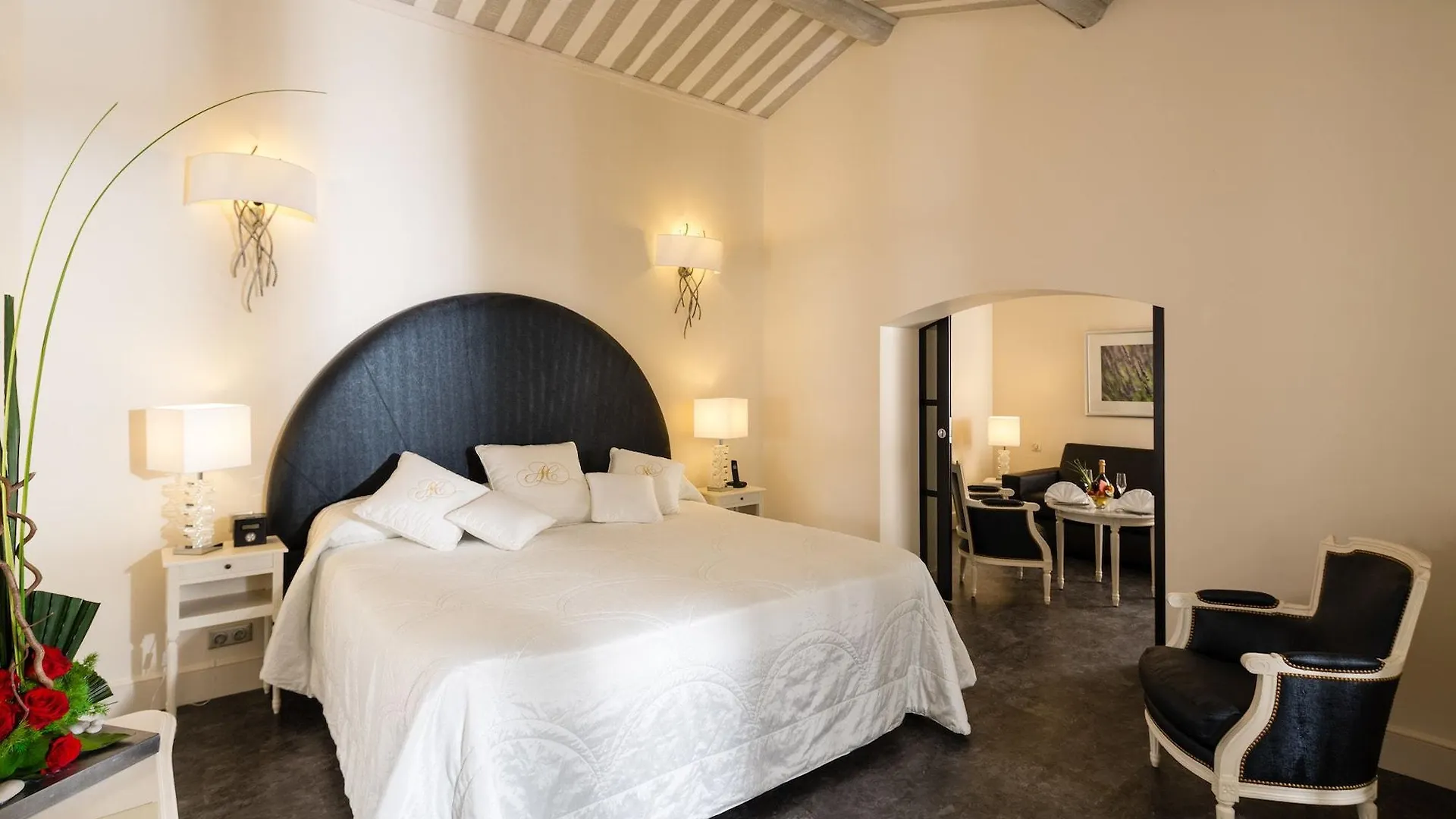 Auberge de Cassagne&Spa Le Pontet  Hotel