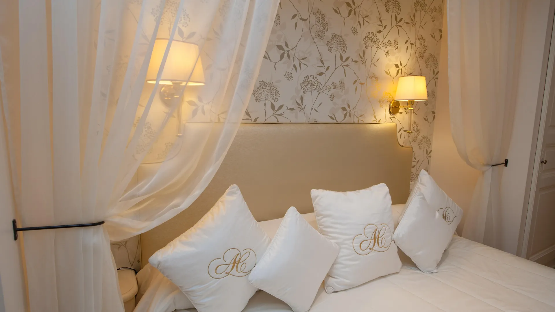 Auberge de Cassagne&Spa Le Pontet  Hotel Le Pontet (Vaucluse)