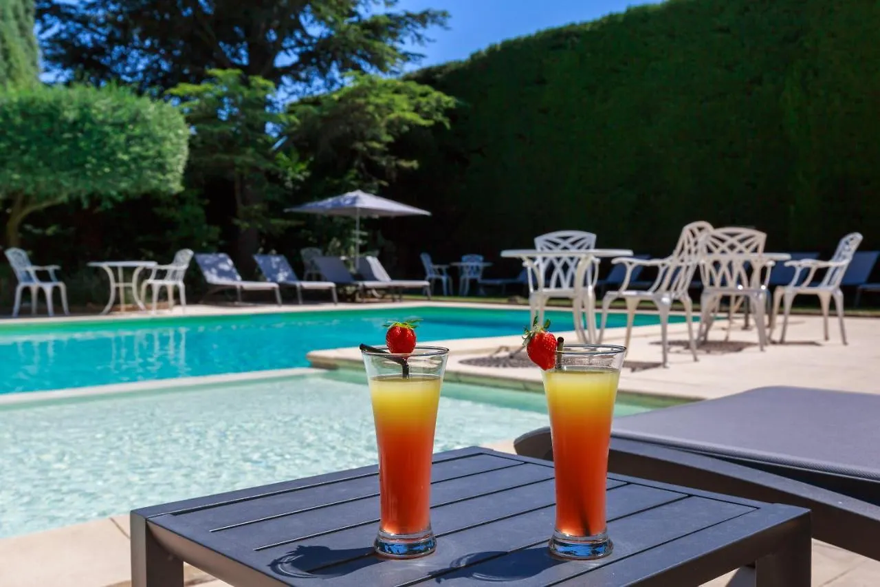 Auberge de Cassagne&Spa Le Pontet  Hotel Le Pontet (Vaucluse)
