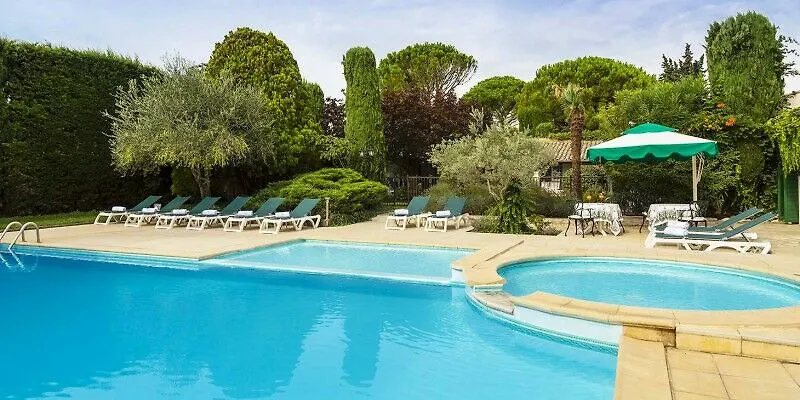 ***** Hotel Auberge de Cassagne&Spa Le Pontet  Frankreich